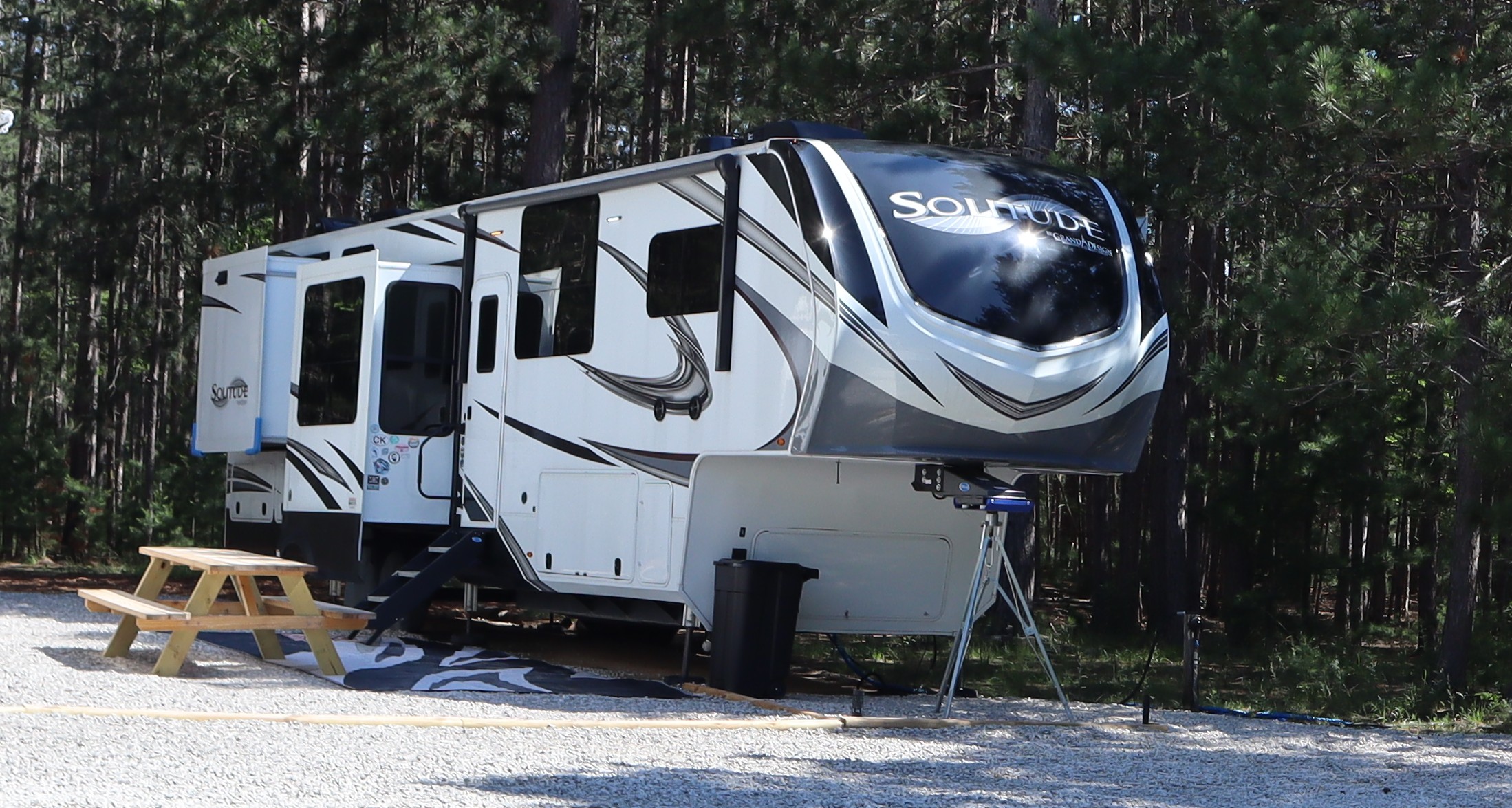 Unit 1 premium fifth wheel rental